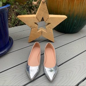 J Crew Pointed Toe Silver Flats Leather Upper Women’s Size 81/2